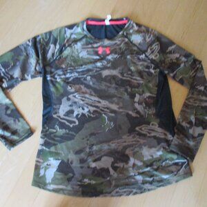 Under Armour Heatgear Camo Long Sleeve Womens XL